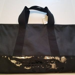 Burberry fragrance gym bag tote overnight carry on